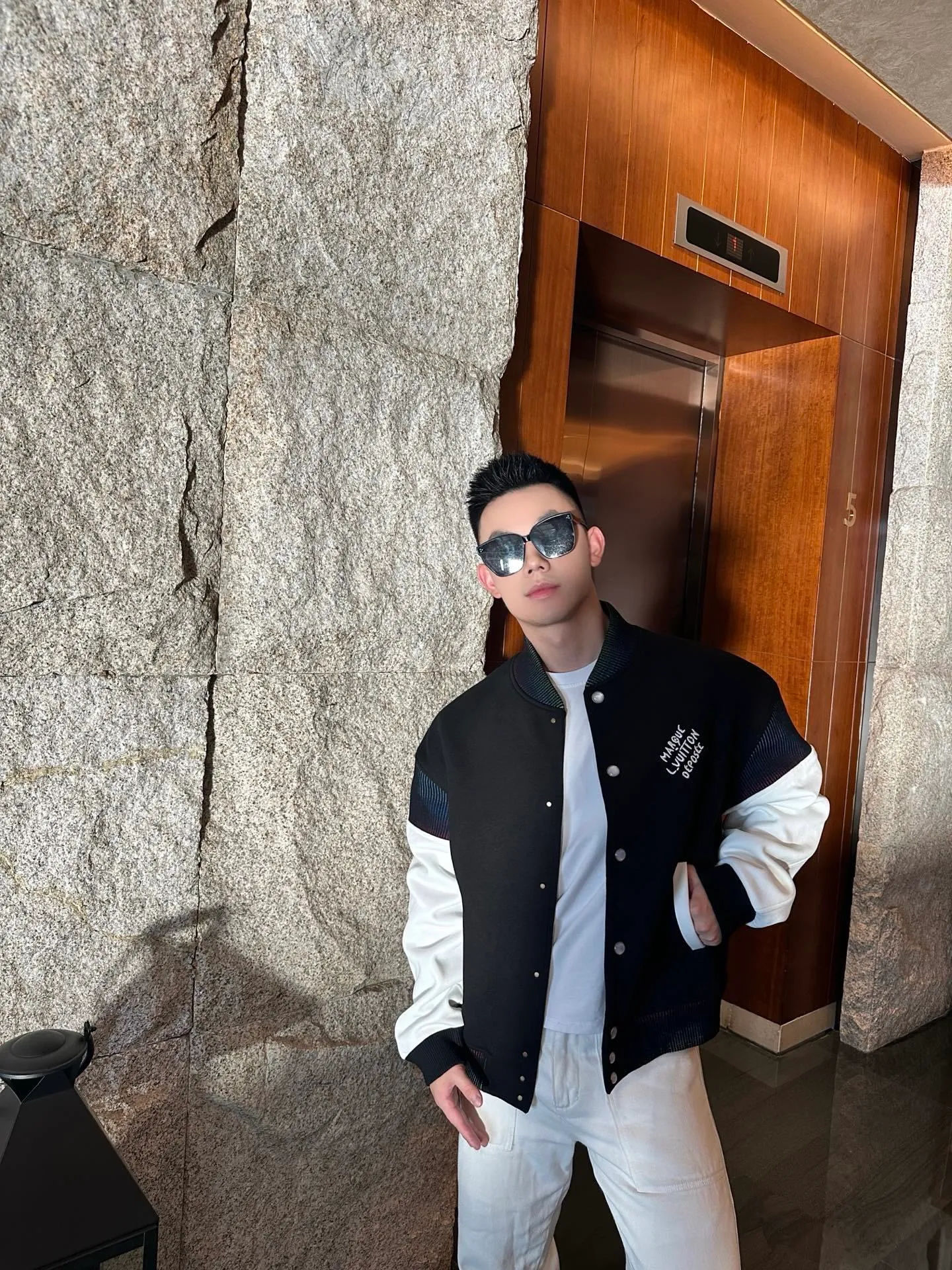 Louis Vuitton/Louis Vuitton Black White leather baseball jacket jacket